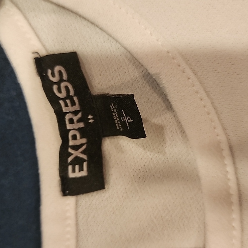Express Top - Picture 2 of 4
